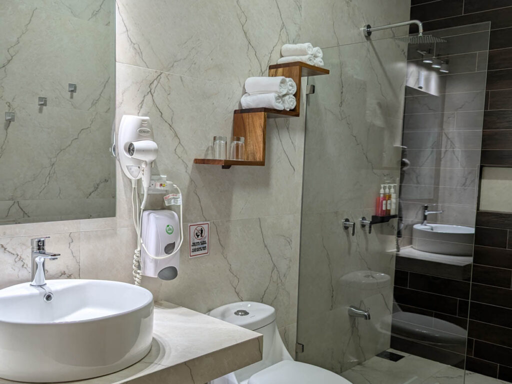 PXL_20250707_010113944.MP-2